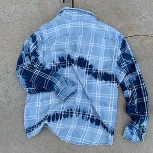 Tie Dye blue flannel 🌊🌞